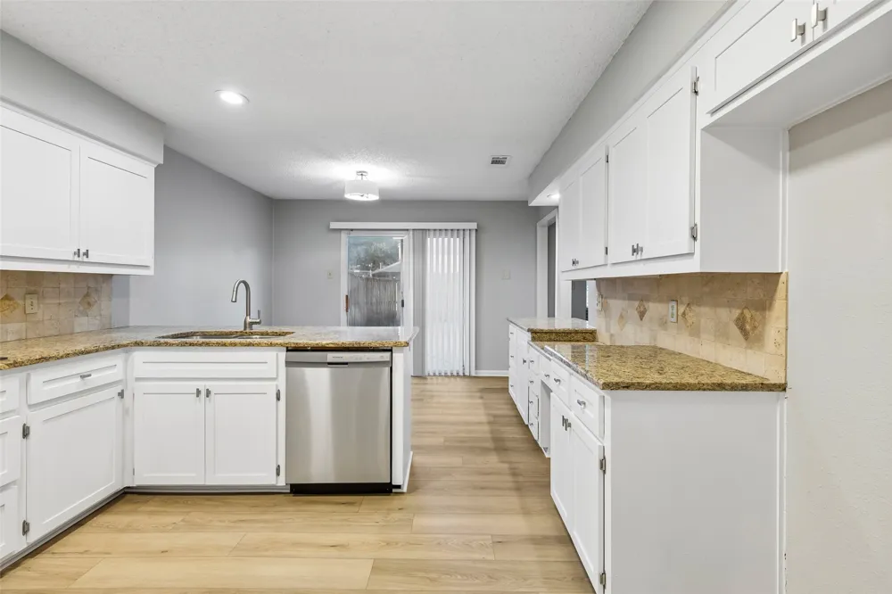 5 Shannon Court Richardson, TX 75082