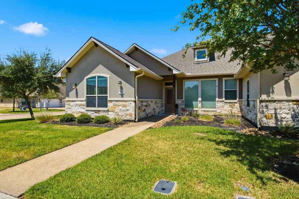 3801 Estes Park College Station, TX 77845