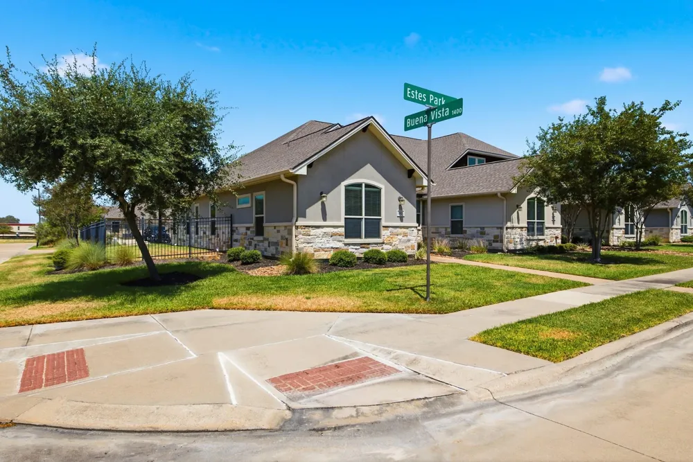 3801 Estes Park College Station, TX 77845