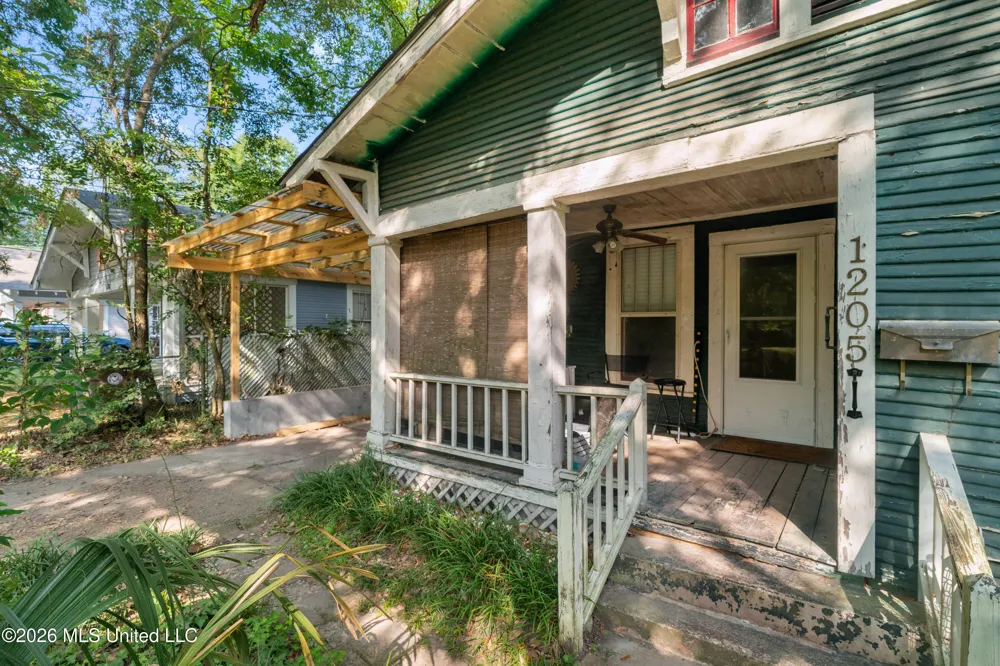 1205 Adeline Street Hattiesburg, MS 39401