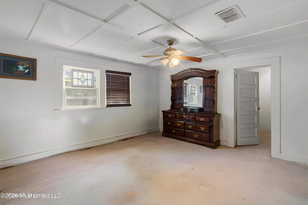 1205 Adeline Street Hattiesburg, MS 39401