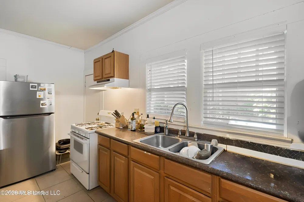 1205 Adeline Street Hattiesburg, MS 39401