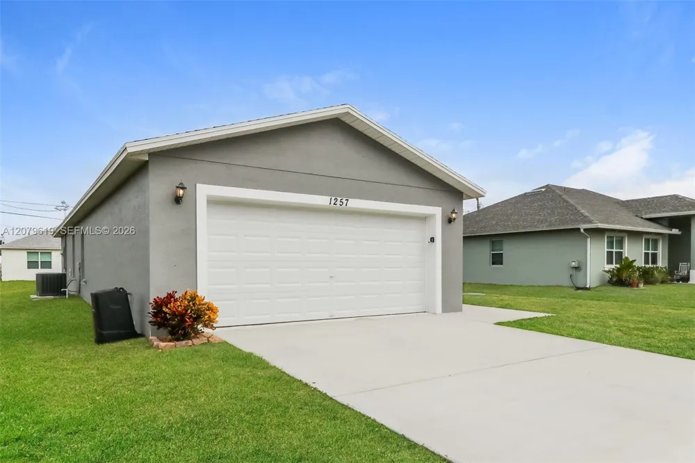 1257 SW Century Ave Port St. Lucie, FL 34953