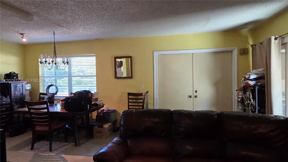 298 NE 46th St Deerfield Beach, FL 33064