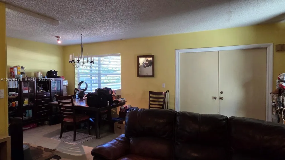 298 NE 46th St Deerfield Beach, FL 33064