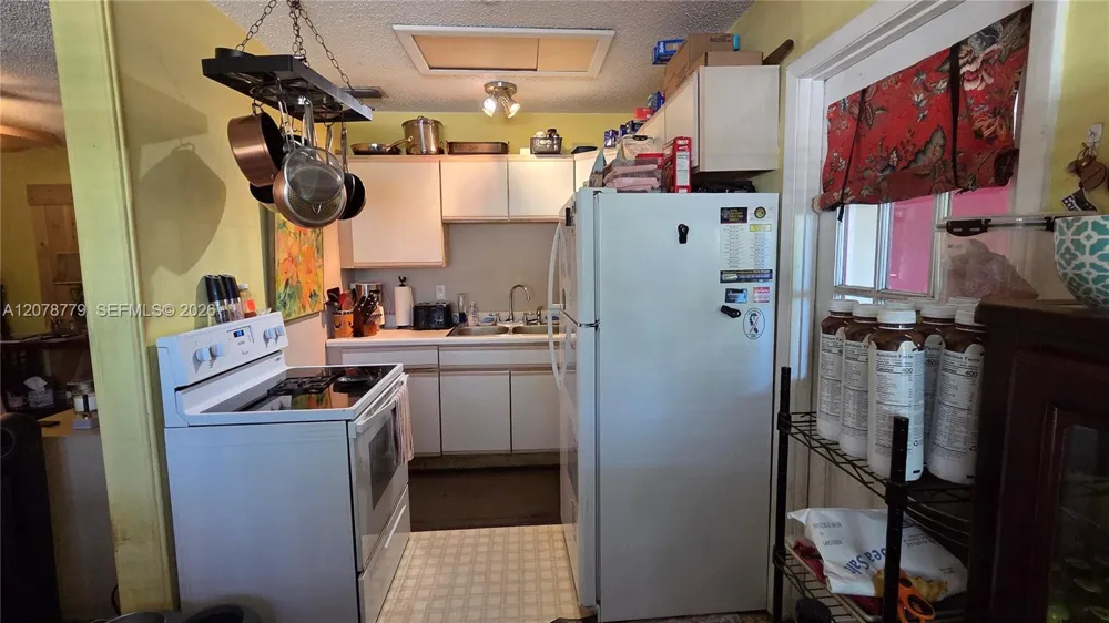 298 NE 46th St Deerfield Beach, FL 33064
