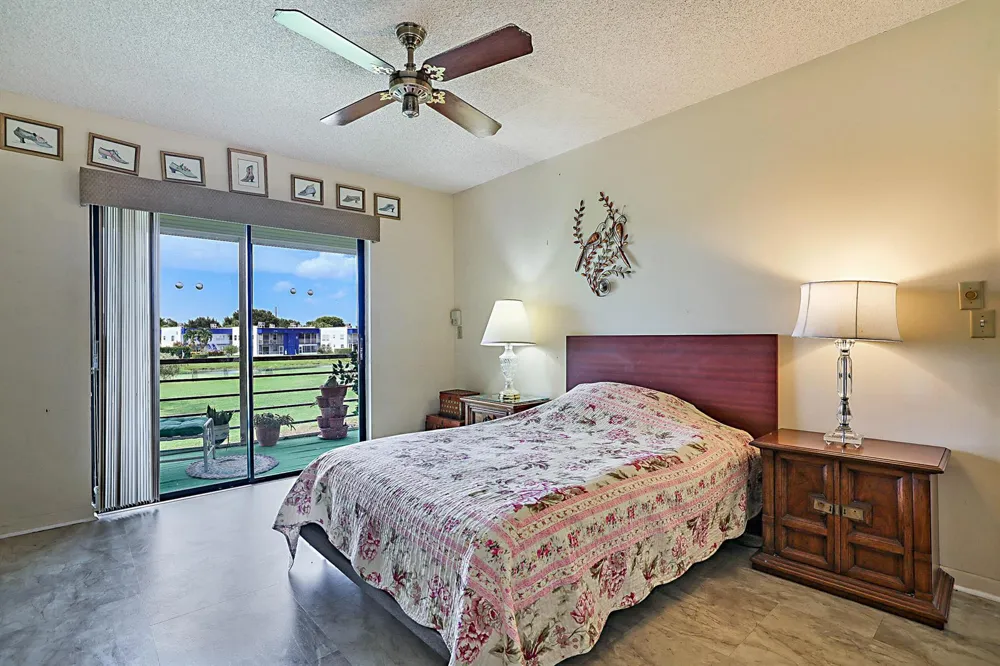 76 CAPRI B Delray Beach, FL 33484