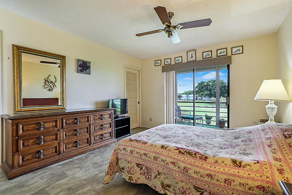 76 CAPRI B Delray Beach, FL 33484