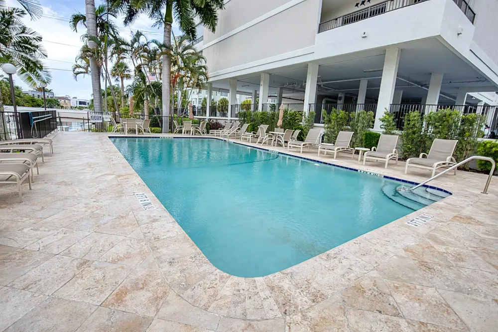 1401 S Ocean Boulevard #702 Pompano Beach, FL 33062
