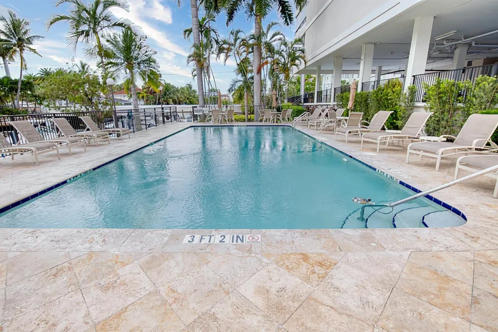 1401 S Ocean Boulevard #702 Pompano Beach, FL 33062