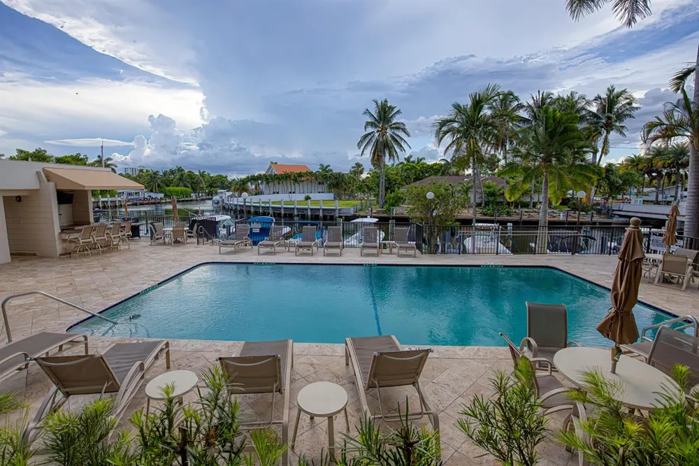 1401 S Ocean Boulevard #702 Pompano Beach, FL 33062