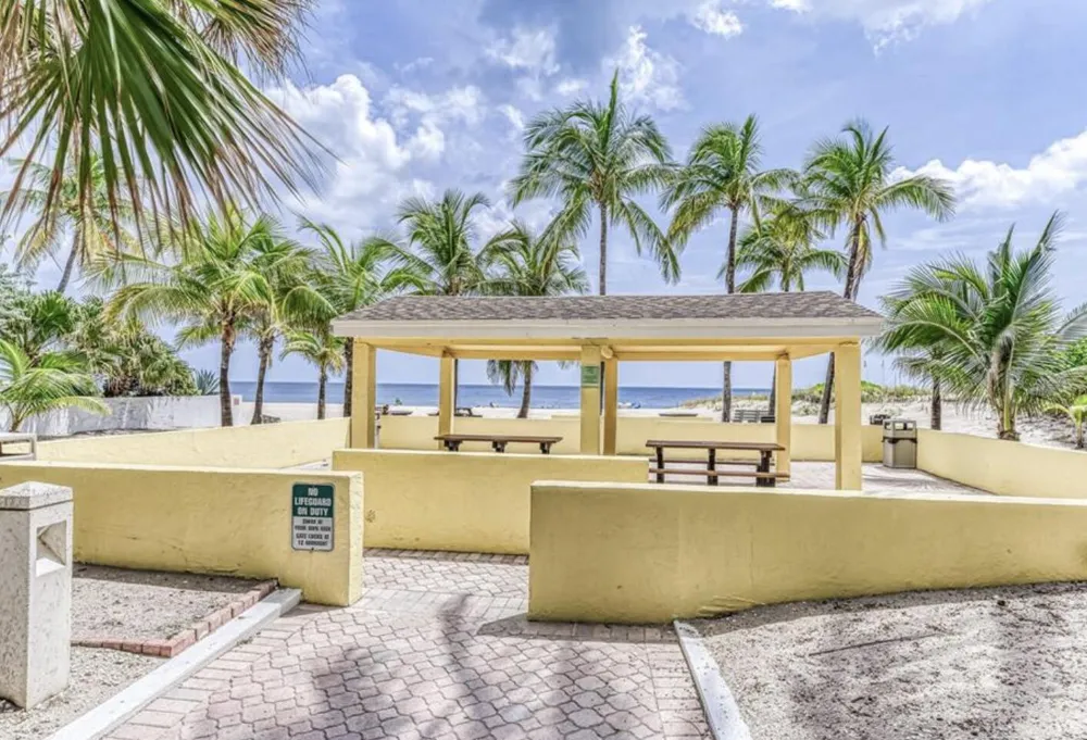 1401 S Ocean Boulevard #702 Pompano Beach, FL 33062