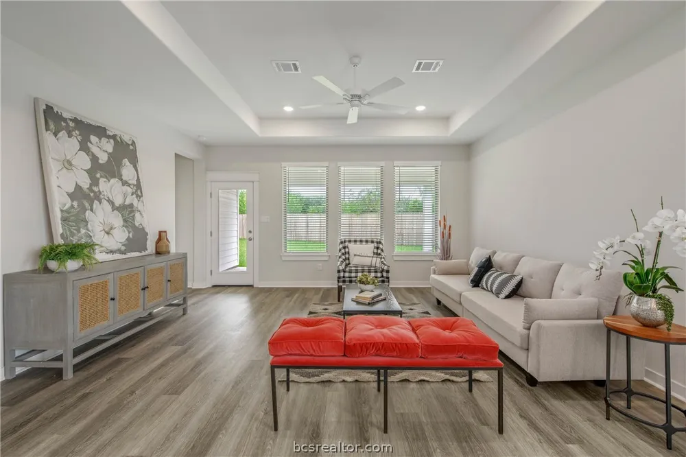 2768 Messenger Way Bryan, TX 77803