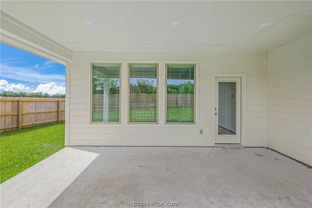 2768 Messenger Way Bryan, TX 77803