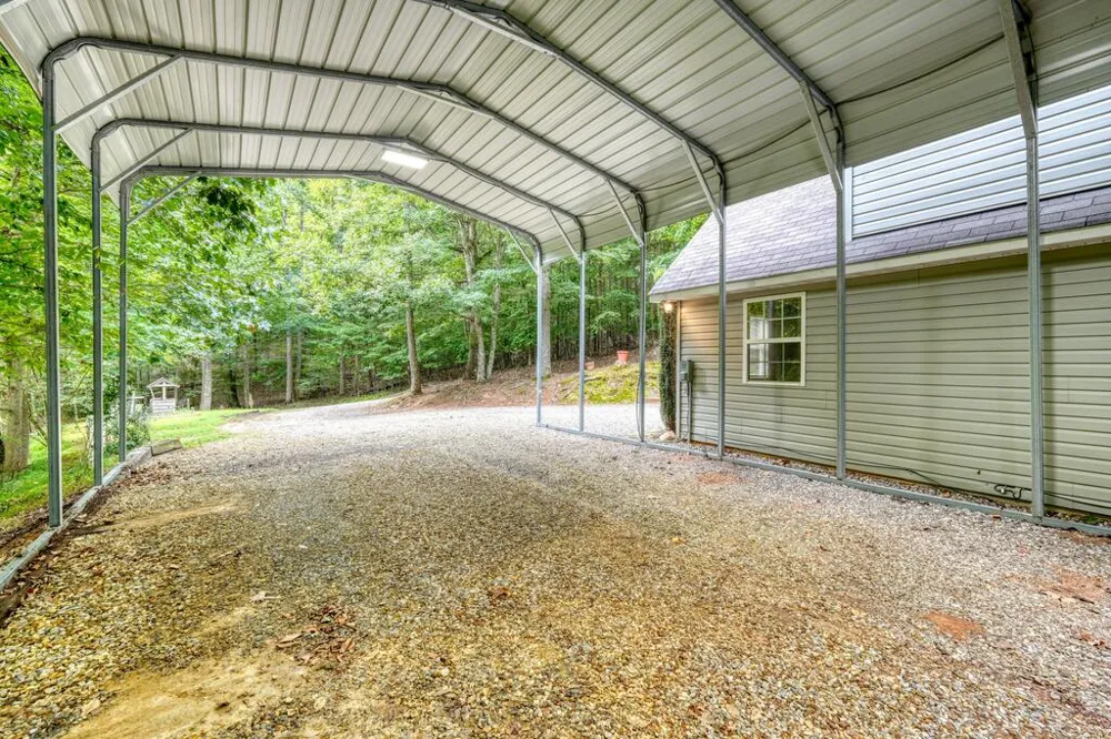 8296 True Love Mountain Road Young Harris, GA 30582