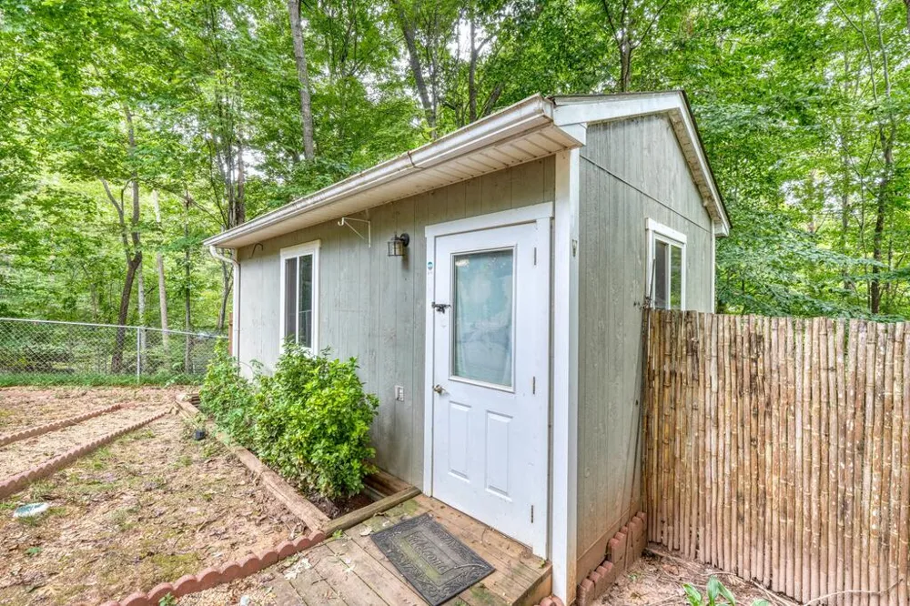 8296 True Love Mountain Road Young Harris, GA 30582