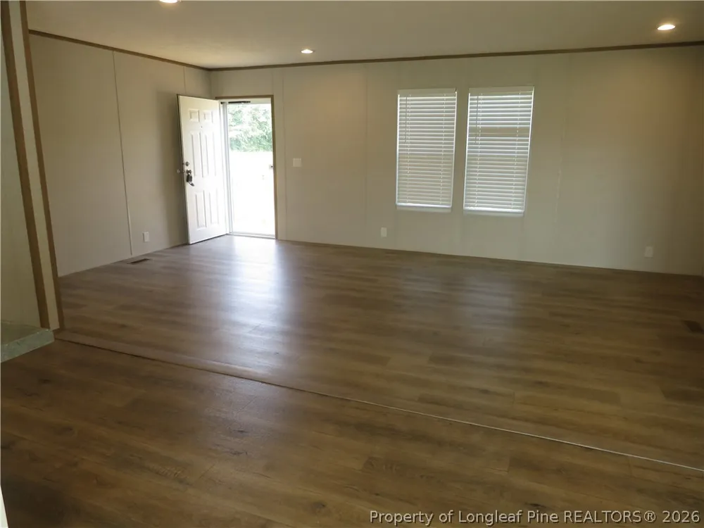 2633 E WHITE POND ROAD Fairmont, NC 28340