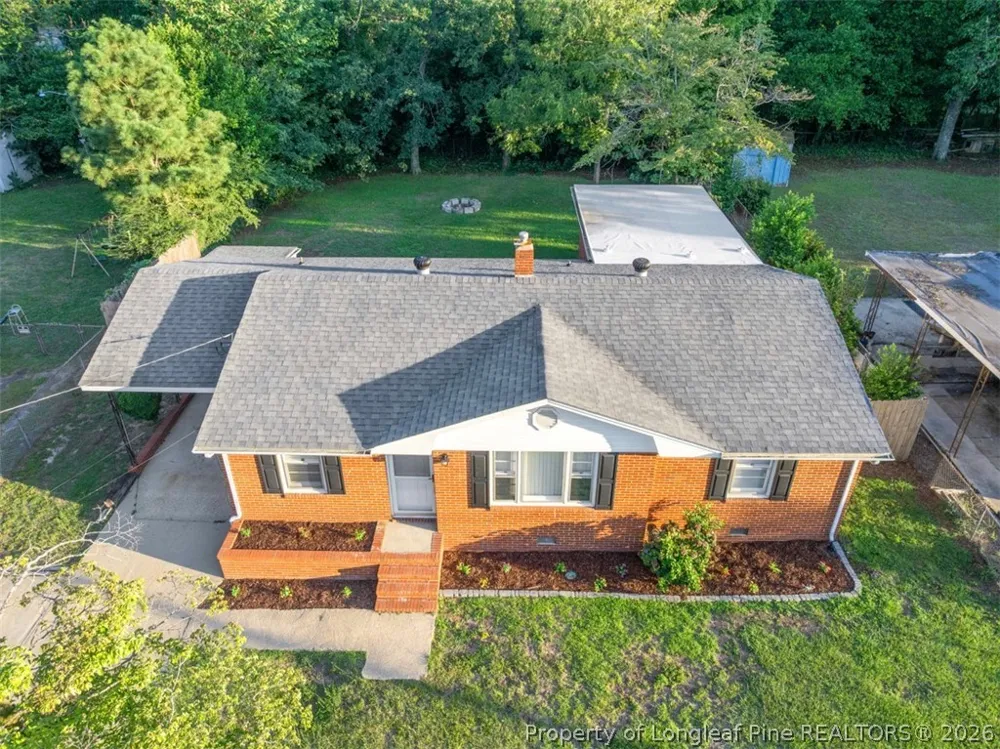 4933 Redwood Drive Fayetteville, NC 28304