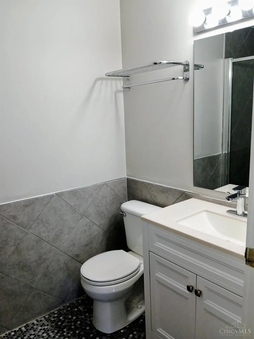 5444 Bluesky Drive #17 Green, OH 45247