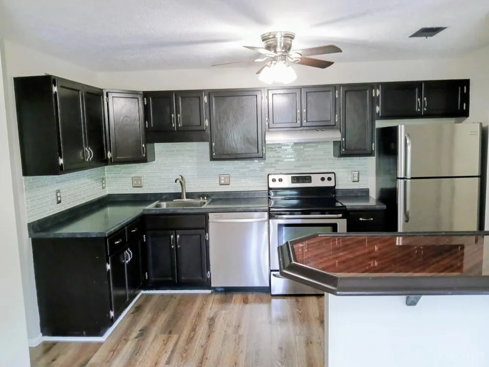 5444 Bluesky Drive #17 Green, OH 45247