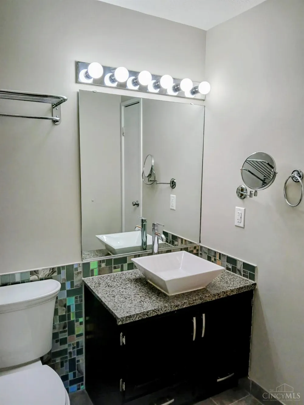 5444 Bluesky Drive #17 Green, OH 45247