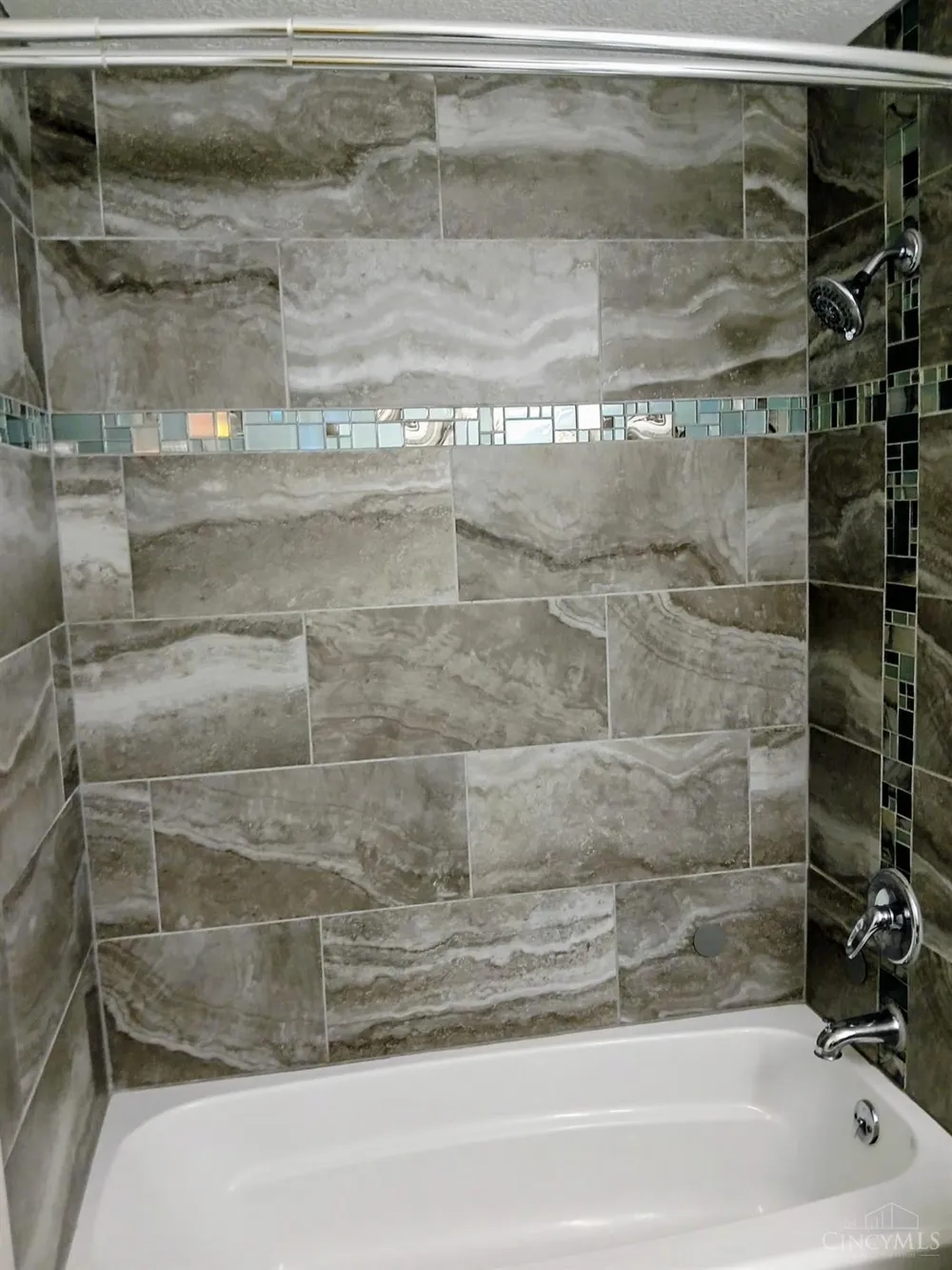 5444 Bluesky Drive #17 Green, OH 45247