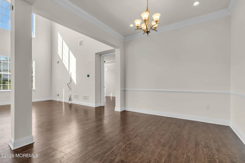 27 Flagstone Court Freehold, NJ 07728