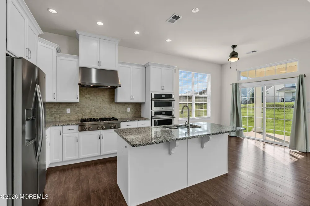 27 Flagstone Court Freehold, NJ 07728