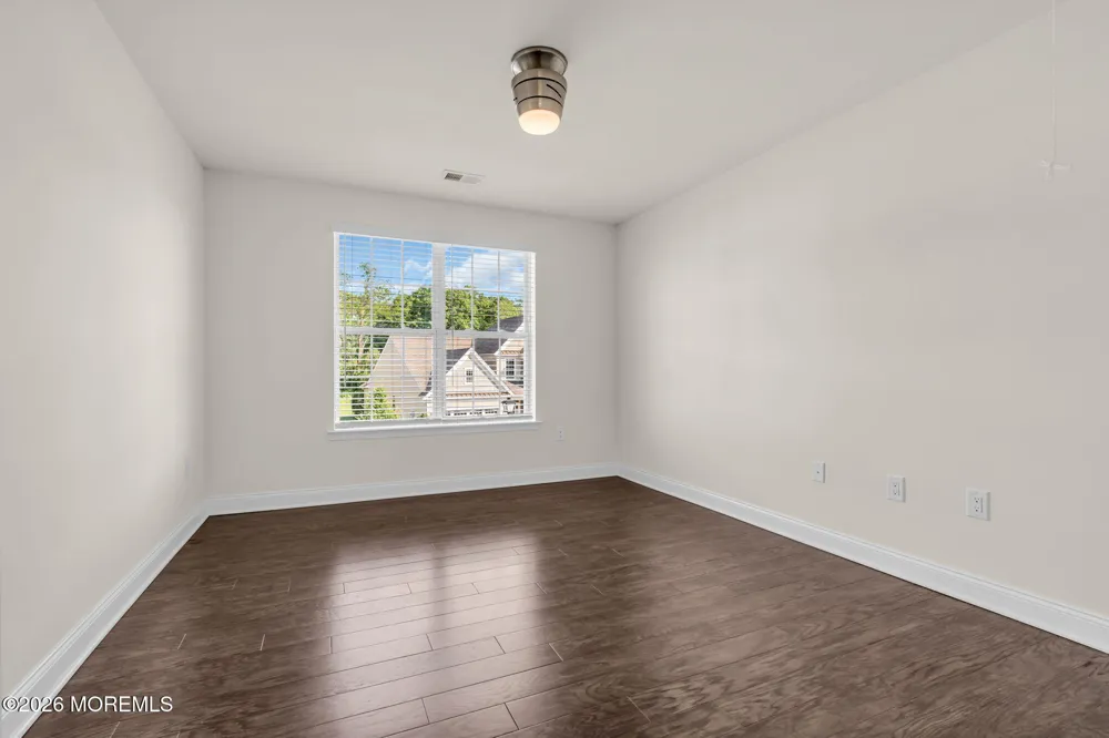 27 Flagstone Court Freehold, NJ 07728