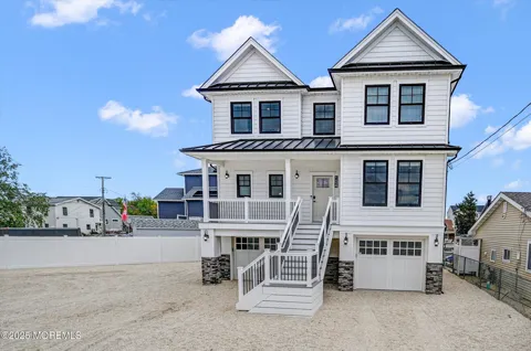104 Lawrence Drive