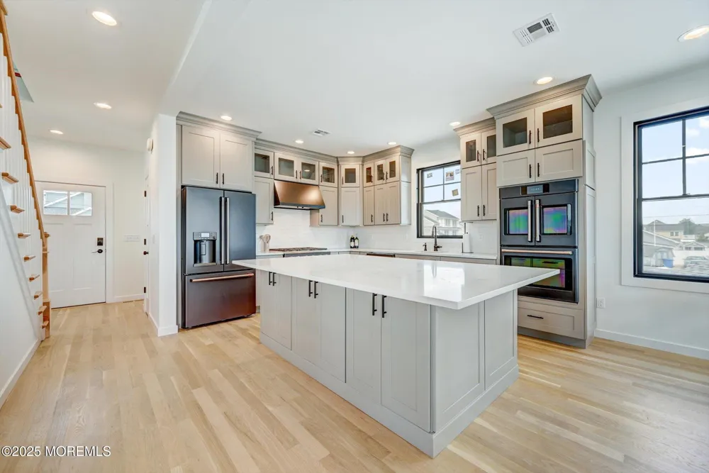 104 Lawrence Drive Manahawkin, NJ 08050