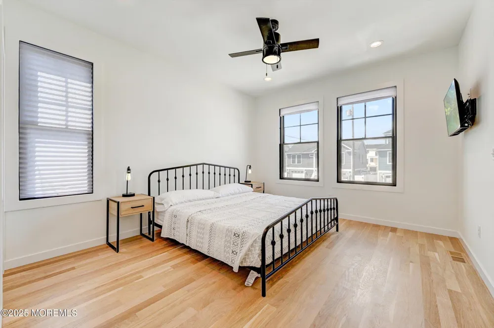 104 Lawrence Drive Manahawkin, NJ 08050