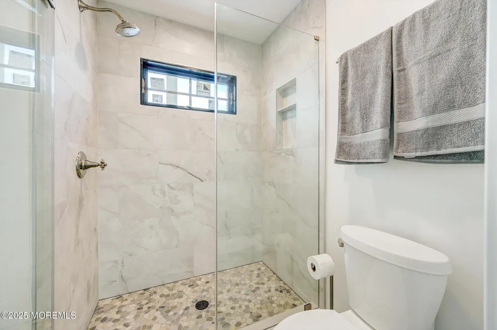 104 Lawrence Drive Manahawkin, NJ 08050