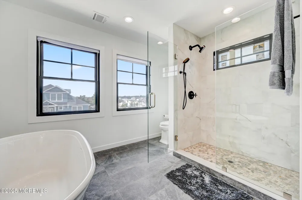 104 Lawrence Drive Manahawkin, NJ 08050
