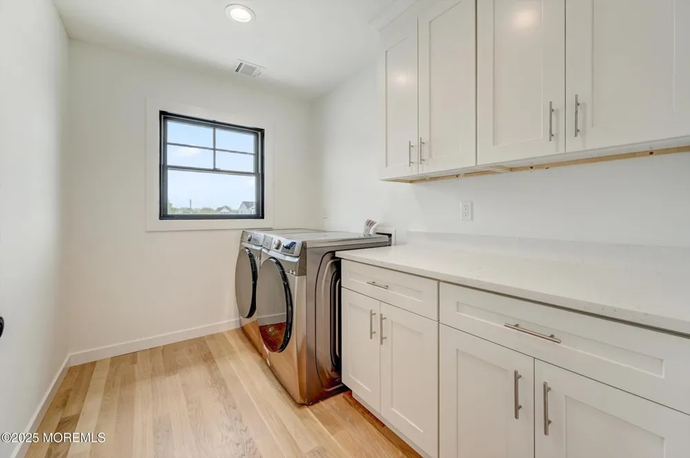 104 Lawrence Drive Manahawkin, NJ 08050