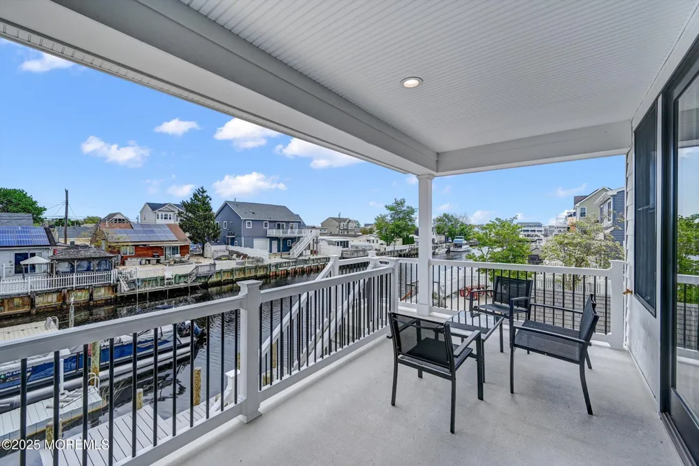 104 Lawrence Drive Manahawkin, NJ 08050