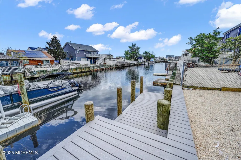 104 Lawrence Drive Manahawkin, NJ 08050