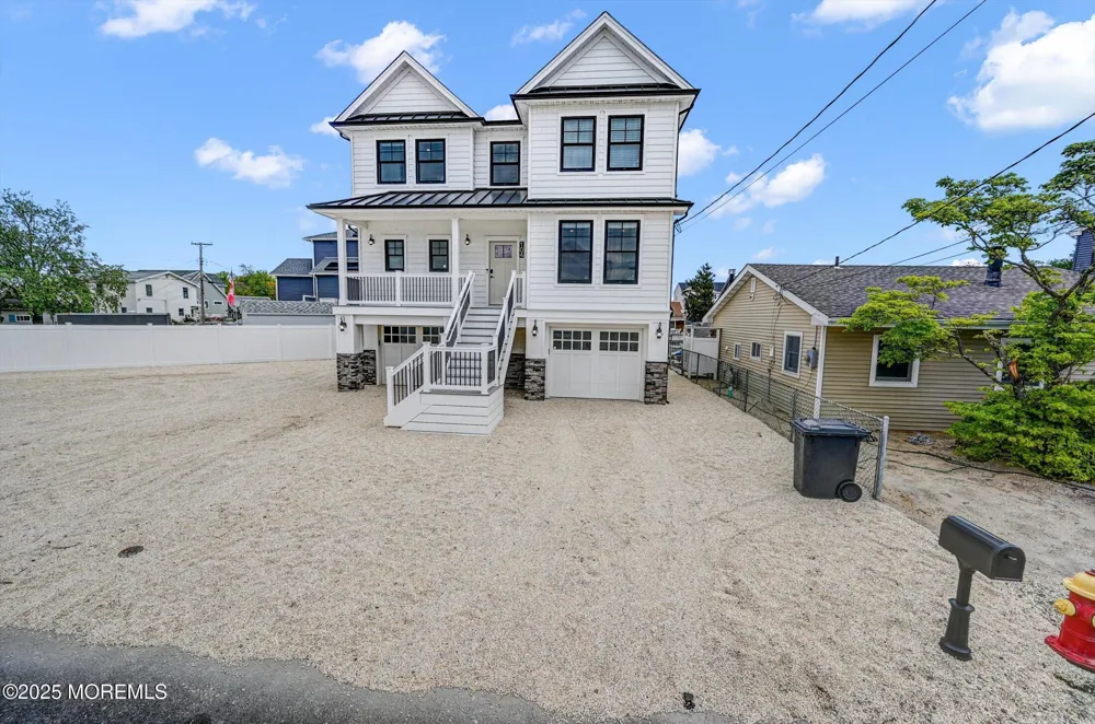 104 Lawrence Drive Manahawkin, NJ 08050
