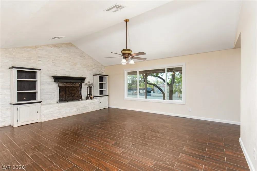 7295 Torrey Pines Drive Las Vegas, NV 89131