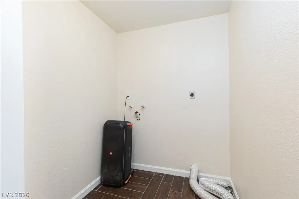 7295 Torrey Pines Drive Las Vegas, NV 89131