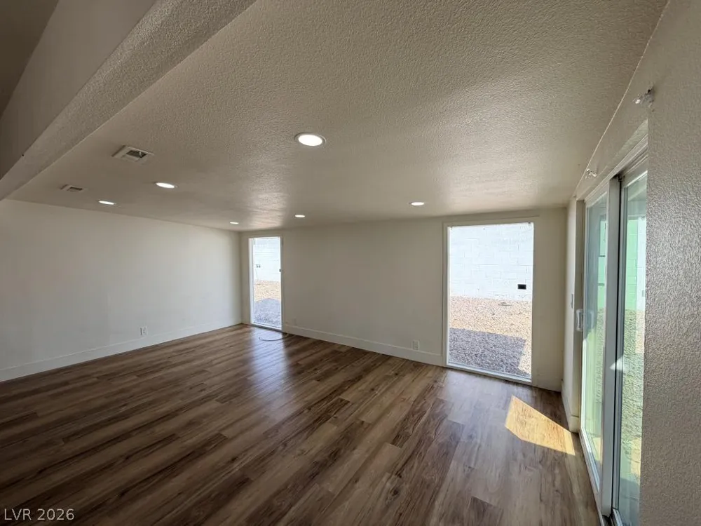 3400 San Juan Drive Las Vegas, NV 89108