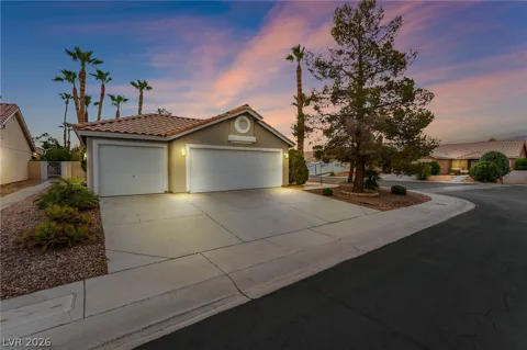 4866 Carefree Drive