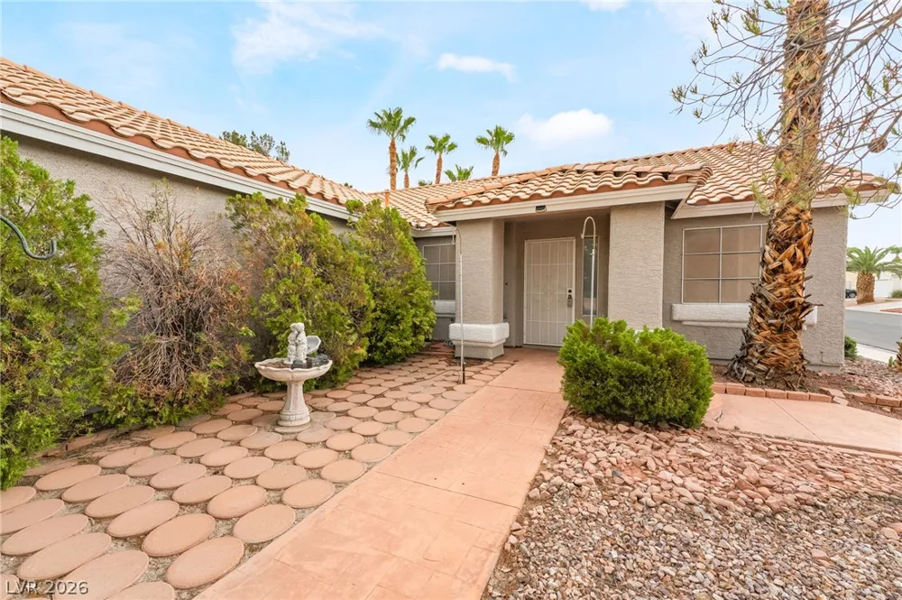 4866 Carefree Drive Las Vegas, NV 89122