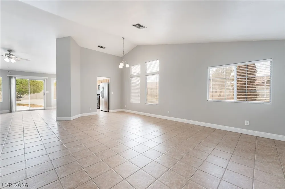 4866 Carefree Drive Las Vegas, NV 89122