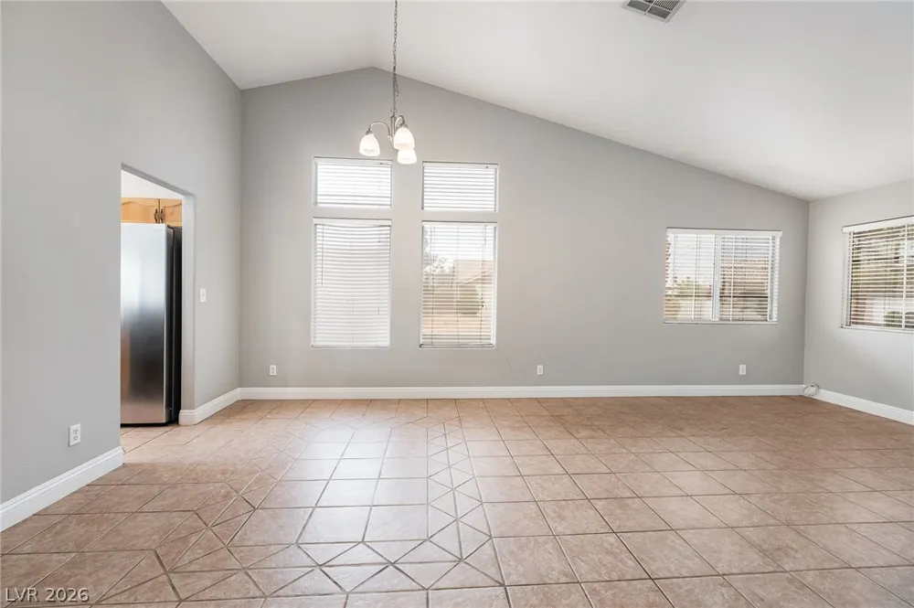 4866 Carefree Drive Las Vegas, NV 89122