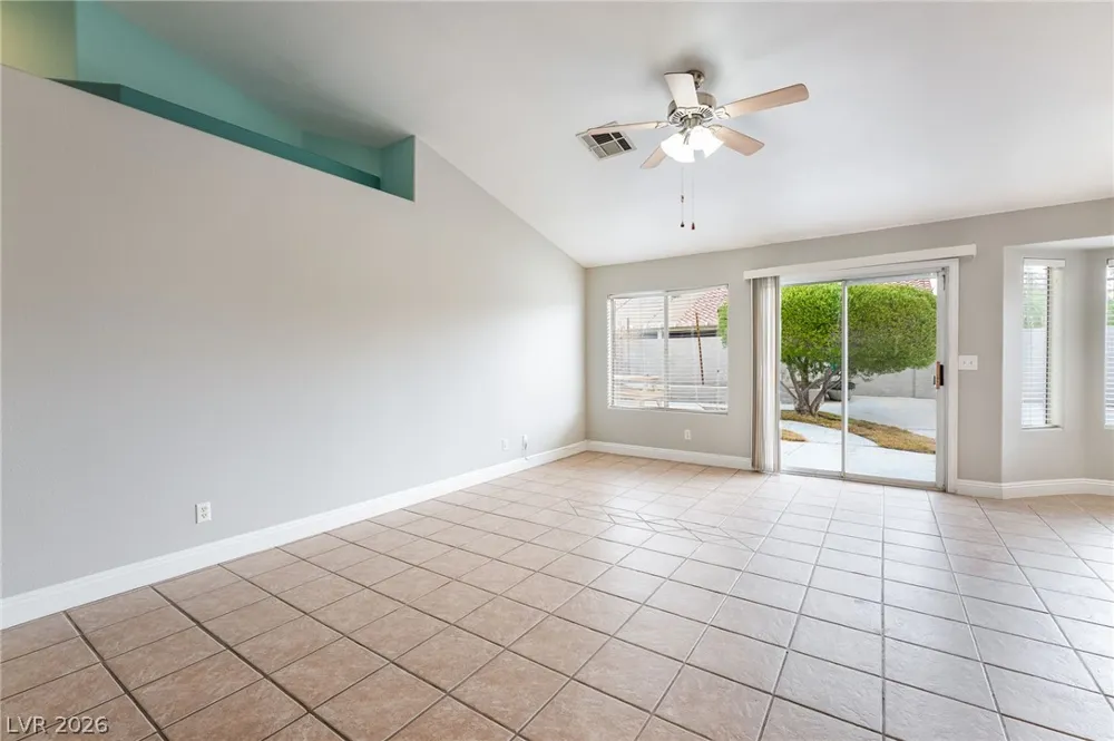 4866 Carefree Drive Las Vegas, NV 89122