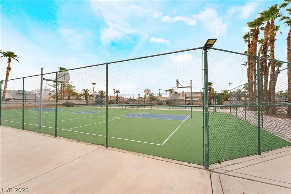 4866 Carefree Drive Las Vegas, NV 89122
