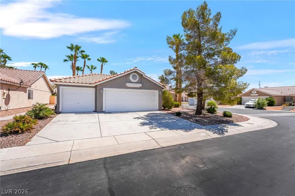 4866 Carefree Drive Las Vegas, NV 89122