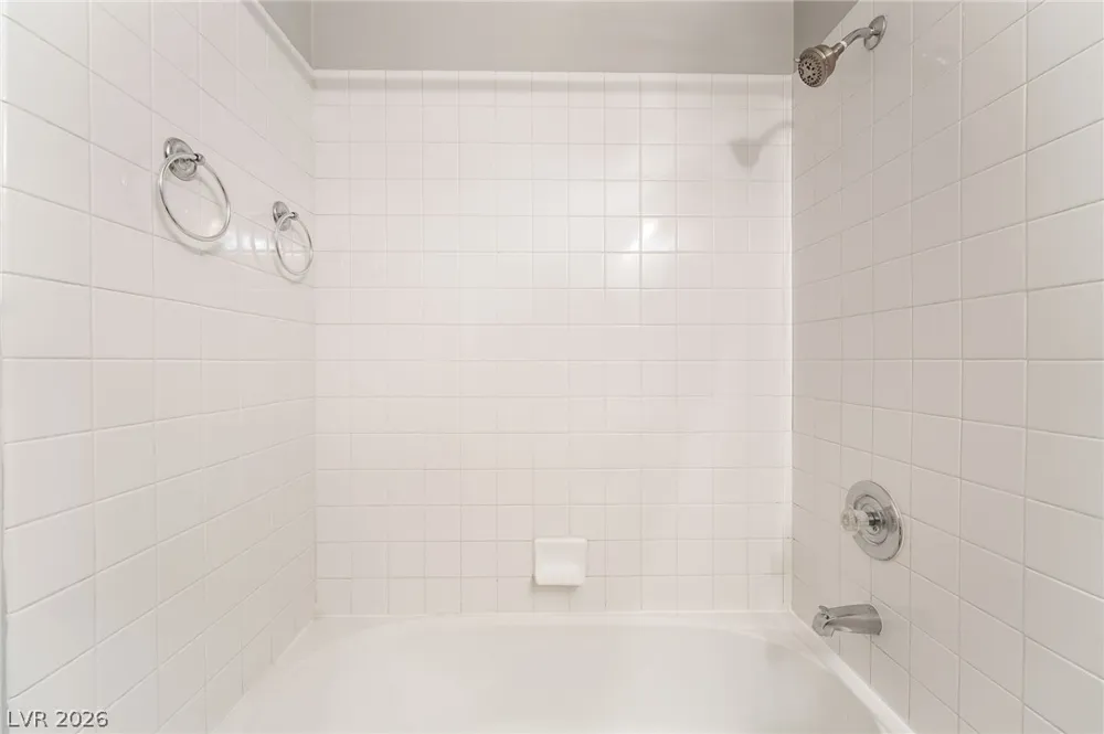 4866 Carefree Drive Las Vegas, NV 89122