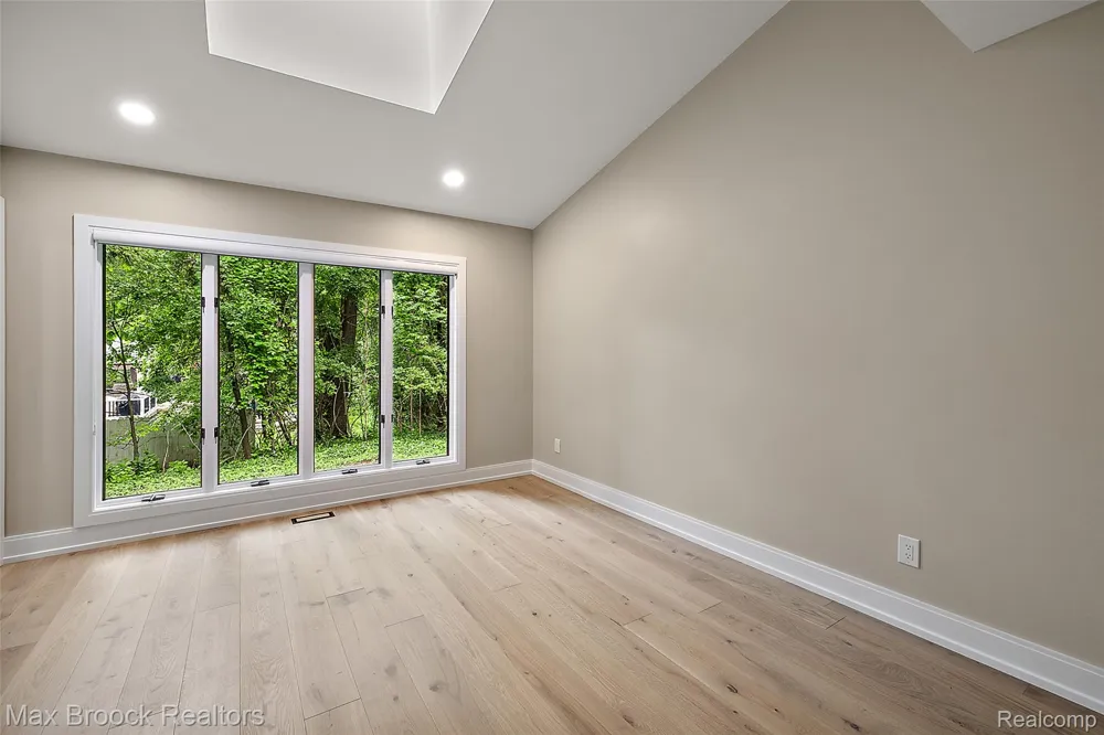 3546 Bloomfield Club Drive Bloomfield Charter Township, MI 48301